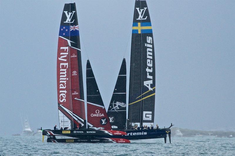 AC50's unable to sail downwind. Emirates Team New Zealand in displacement mode intersects with Artemis Racing, Leg 3 - Challenger Final, Day 3 - 35th America's Cup - Day 16 - Bermuda June 12, 2017 photo copyright Richard Gladwell taken at  and featuring the AC50 class