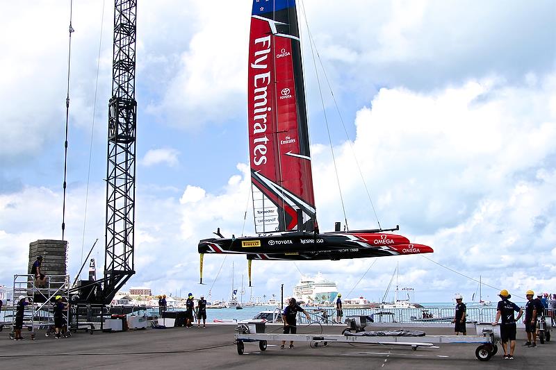 The shore crew takes over as Emirates Team New Zealand is lifted ashore - America's Cup 35th Match - Match Day1 - Regatta Day 17, June 17, 2017 (ADT) - photo © Richard Gladwell