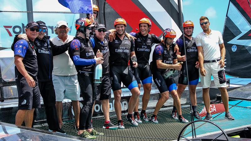 Emirates Team NZ crew pose after winning 35th America's Cup Match, Bermuda, June 26, 2017 - photo © Richard Gladwell / Sail-World.com