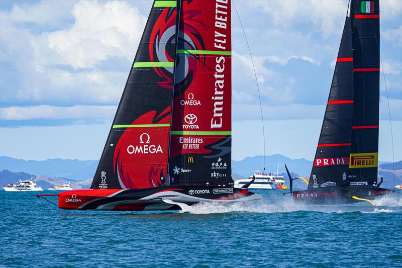 America's Cup match day 2 - Emirates Team New Zealand force Luna Rossa Prada Pirelli to tack soon after the start of race 4 - photo © ACE / Studio Borlenghi