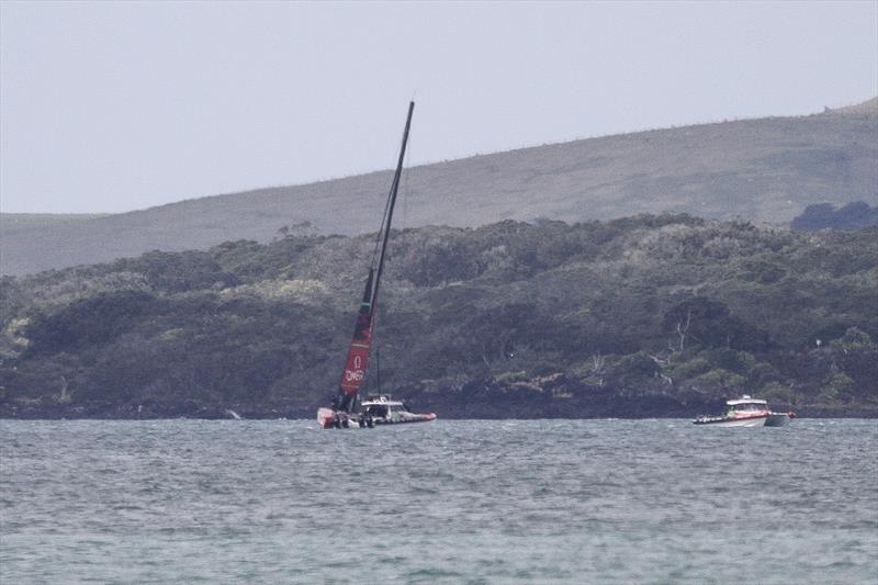 Emirates Team New Zealand setting up off Rangitoto with a very short hoist jib - Waitemata Harbour - September 22 - photo © Richard Gladwell