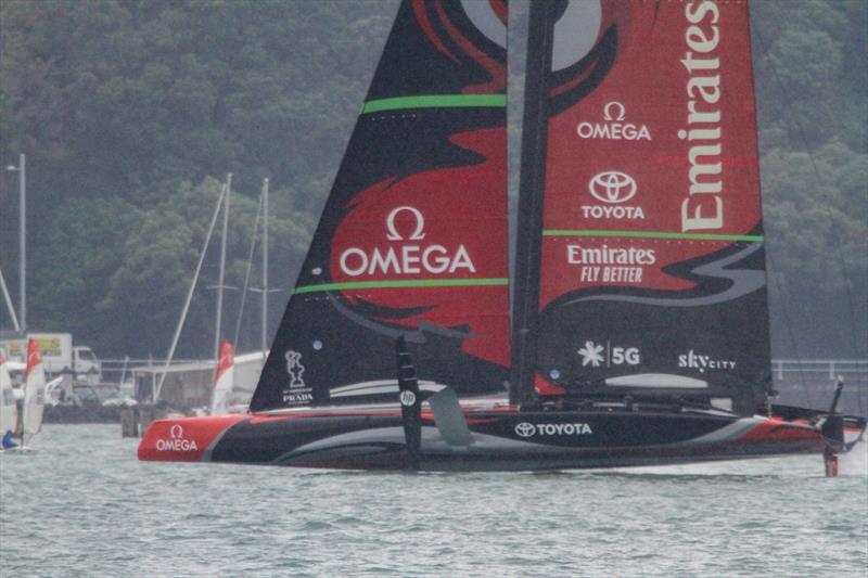 7. Te Aihe continues lifting or levitating with bow and stern lifting evenly - photo © Richard Gladwell / Sail-World.com