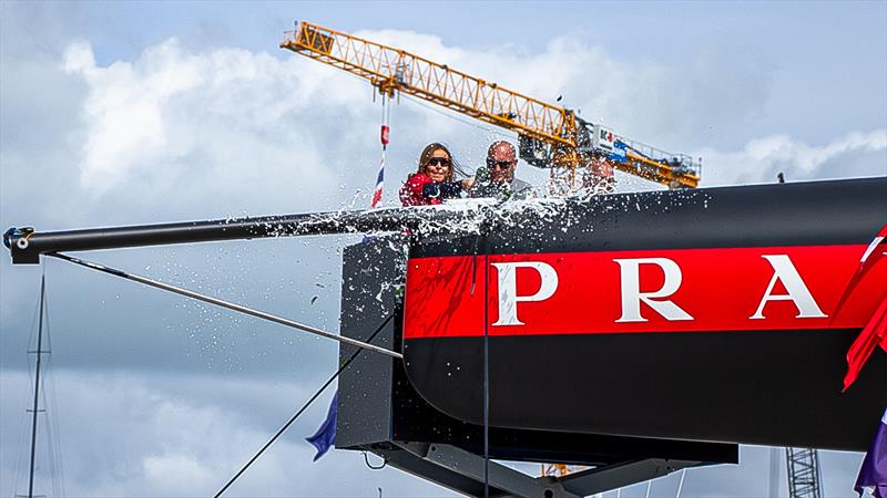 Tatiana Sirena wife of skipper Max Sirena, christens  Luna Rossa Prada Pirelli - October - Waitemata Harbour - Auckland - 36th America's Cup photo copyright Richard Gladwell / Sail-World.com taken at Circolo della Vela Sicilia and featuring the AC75 class