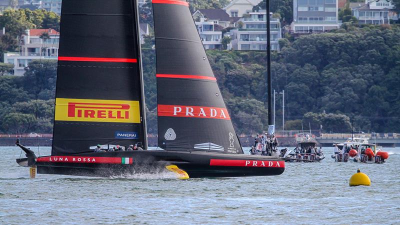 Luna Rossa Prada Pirelli - November 13, 2020 - Waitemata Harbour - Auckland - 36th America's Cup - photo © Richard Gladwell / Sail-World.com