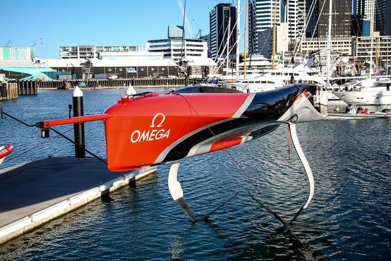 America S Cup Emirates Team New Zealand Launch Radical Cup Defender