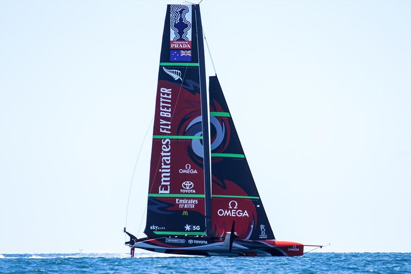 Emirates Team New Zealand AC75 - Te Rehutai - November 20, 2020 photo copyright Richard Gladwell / Sail-World.com taken at Royal New Zealand Yacht Squadron and featuring the AC75 class