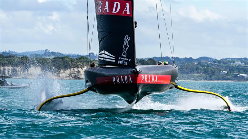 Luna Rossa Prada Pirelli - Practice Day 1 -  ACWS - December 8, 2020 - Waitemata Harbour - Auckland - 36th America's Cup - photo © Richard Gladwell / Sail-World.com