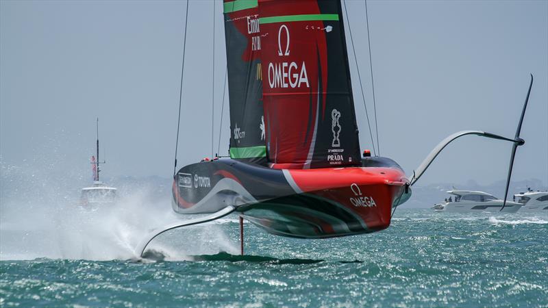 Te Rehutai - Emirates Team New Zealand - America's Cup World Series - Day 2 - Waitemata Harbour - December 18, 2020 - 36th Americas Cup presented by Prada photo copyright Richard Gladwell / Sail-World.com taken at Royal New Zealand Yacht Squadron and featuring the AC75 class