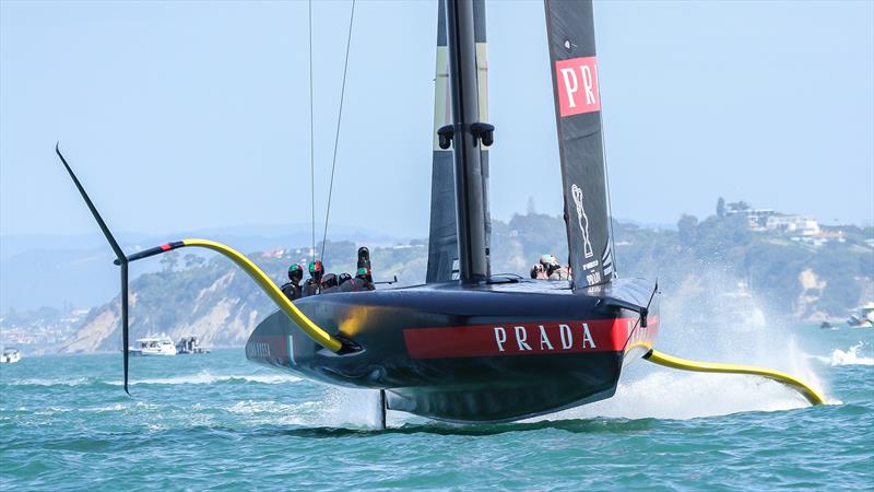Luna Rossa - America's Cup World Series - Day 3 - Waitemata Harbour - December 19, 2020 - 36th Americas Cup presented by Prada photo copyright Richard Gladwell / Sail-World.com taken at Royal New Zealand Yacht Squadron and featuring the AC75 class