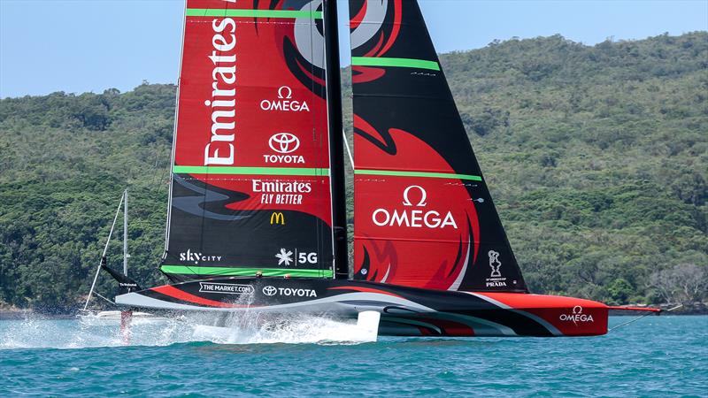 Emirates Team New Zealand - America's Cup World Series - Day 3 - Waitemata Harbour - December 19, 2020 - 36th Americas Cup presented by Prada photo copyright Richard Gladwell / Sail-World.com taken at Royal New Zealand Yacht Squadron and featuring the AC75 class