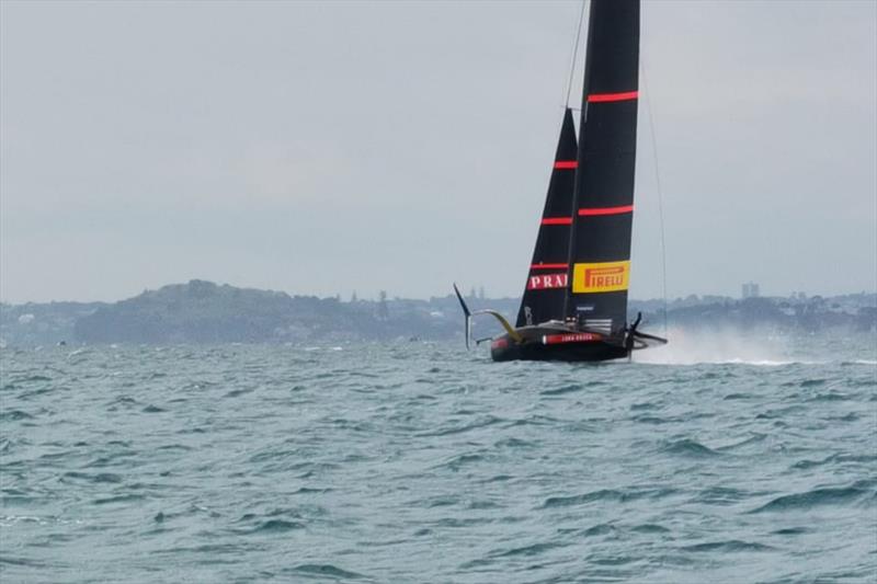 Luna Rossa Prada Pirelli warms up for racing - Waitemata Harbour - Day 3 - Prada Cup - January 17, 2020 - 36th America's Cup - photo © Richard Gladwell / Sail-World.com