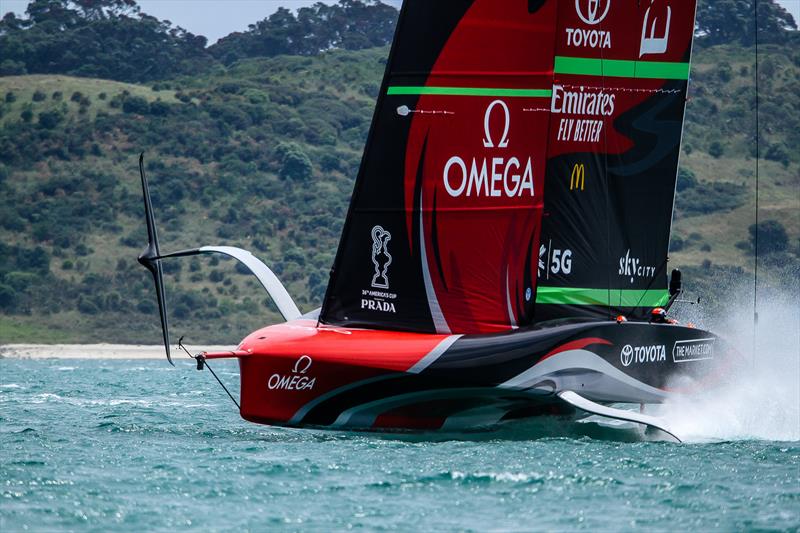 Te Rehutai, Emirates Team New Zealand - Waitemata Harbour - America's Cup 36 photo copyright Richard Gladwell / Sail-World.com taken at Royal New Zealand Yacht Squadron and featuring the AC75 class