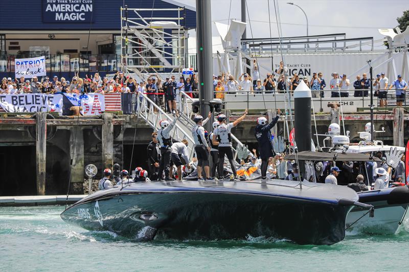 Patriot leaves her base on a race day - never lacking for crowd support - photo © Carlo Borlenghi/AC36