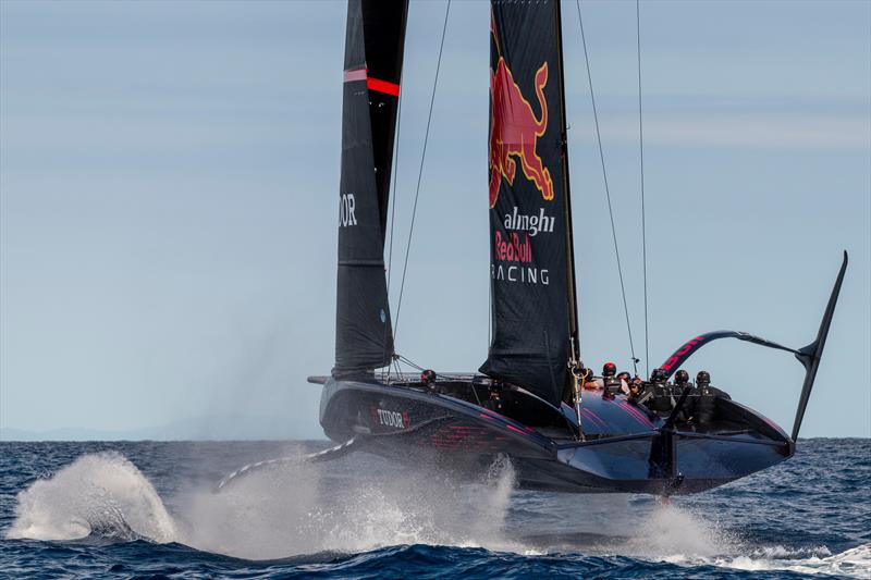 America’s Cup: Alinghi RBR get foiling
