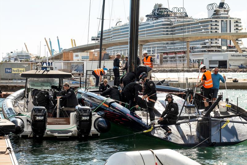 Alingi Red Bull Racing - Barcelona - September 30, 2022 - photo © America's Cup/Alex Carabi