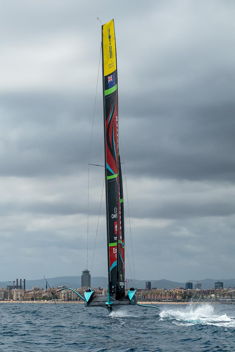 Mainsail twist - Emirates Team New Zealand - AC75  - Day 26 - July 26, 2023 - Barcelona photo copyright Job Vermeulen / America's Cup taken at Royal New Zealand Yacht Squadron and featuring the AC75 class