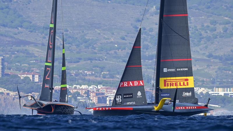 Luna Rossa Prada Pirelli vs. INEOS Britannia on Louis Vuitton Cup Final Race Day 3 - September 29, 2024 - photo © David Maynard / www.alleycatphotographer.com