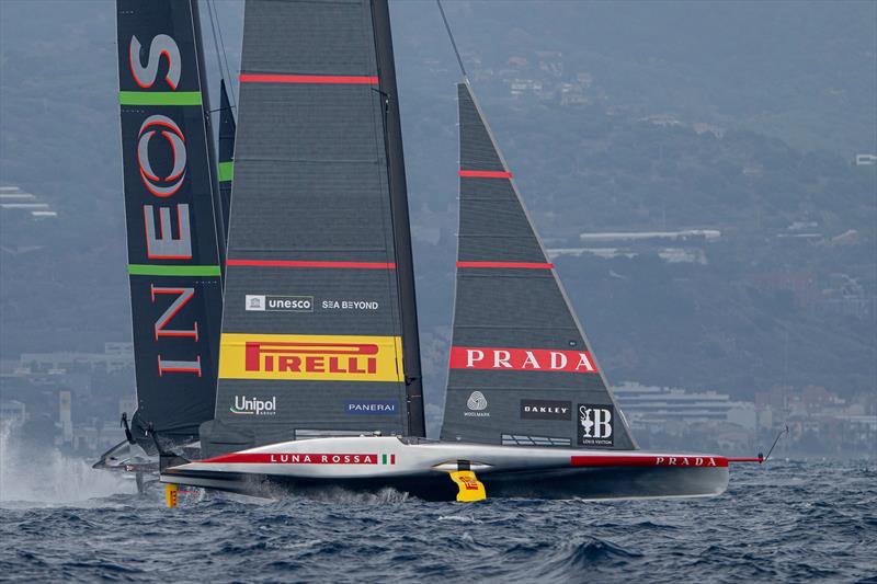 INEOS Britannia vs. Luna Rossa Prada Pirelli in Race 10 of the Louis Vuitton Cup Final on Race Day 6 - October 2, 2024  - photo © Ricardo Pinto / America's Cup