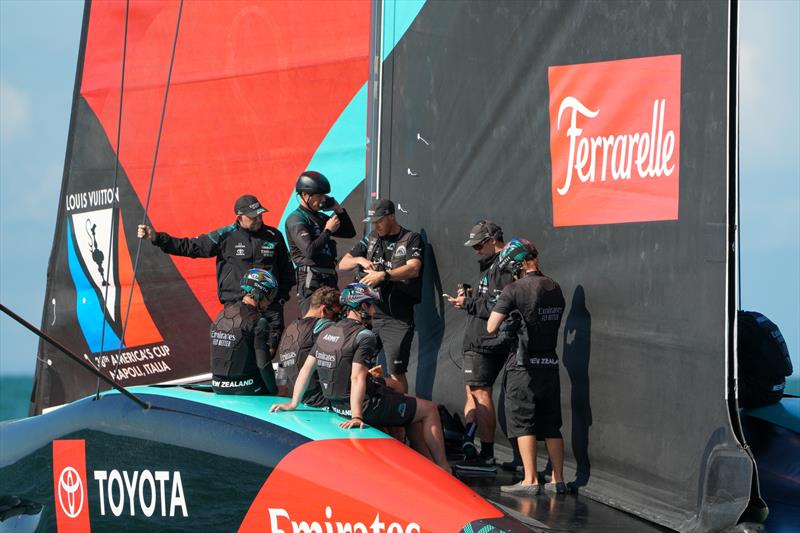 Crew debrief - Emirates Team New Zealand, Taihoro, AC75, Day 4 - March 21, 2026 photo copyright Sam Thom / America's Cup taken at Royal New Zealand Yacht Squadron and featuring the AC75 class