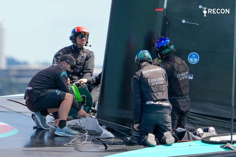 Mainsail hoist - Emirates Team New Zealand - October 7, 2026 - Auckland - photo © Sam Thom/America's Cup