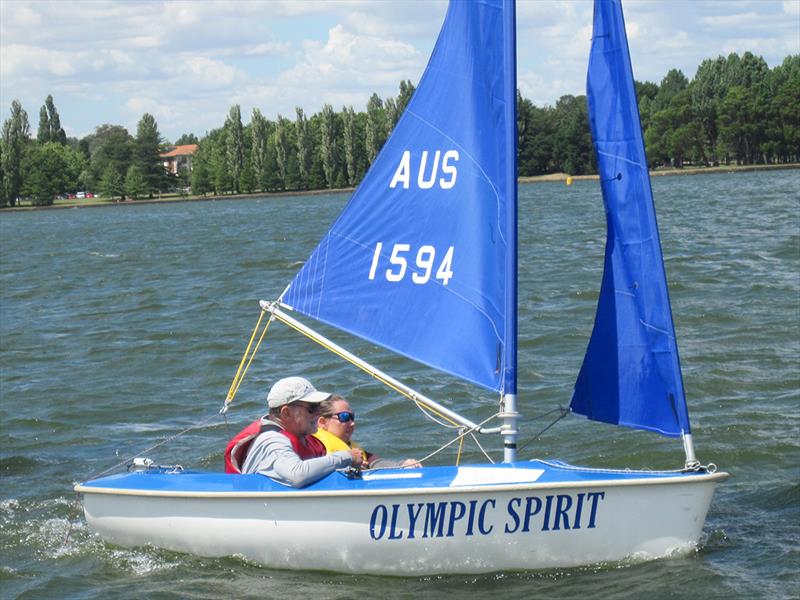 2018 ACT Hansa Regatta on Lake Burley Griffin photo copyright Matthew Owen taken at Canberra Yacht Club and featuring the Hansa class