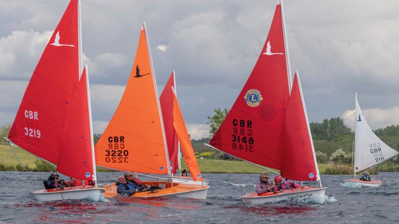Close racing in the double handed fleet during the Notts County Hansa TT - photo © David Eberlin