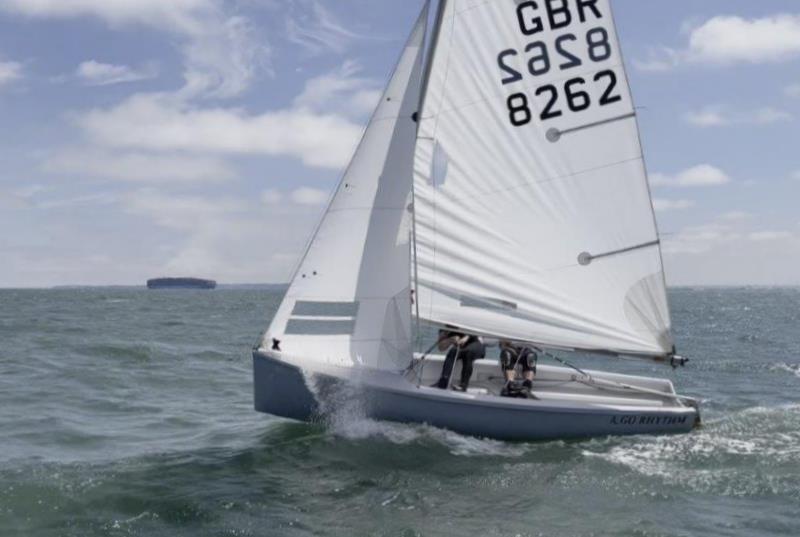 'Al Go Rhythm' wins the Albacore Southern Championship at Thorpe Bay - photo © TBYC