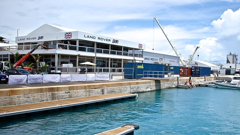 Pop up or prefabricated bases were used in the 2017 America's Cup  - photo © Richard Gladwell