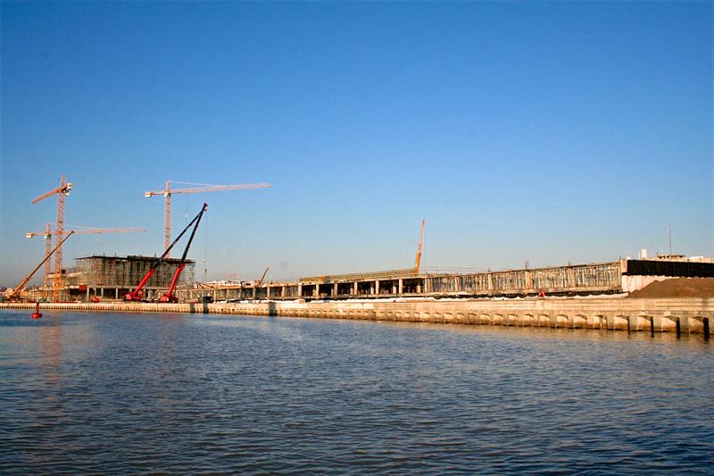 The Corporate Hospitality Building under construction in Valencia. View from the Canal. The Challenger of Record will be working with the Alliance to construct the base infrastructure in Auckland. - photo © ACM 2006 / Carmen Hidalgo