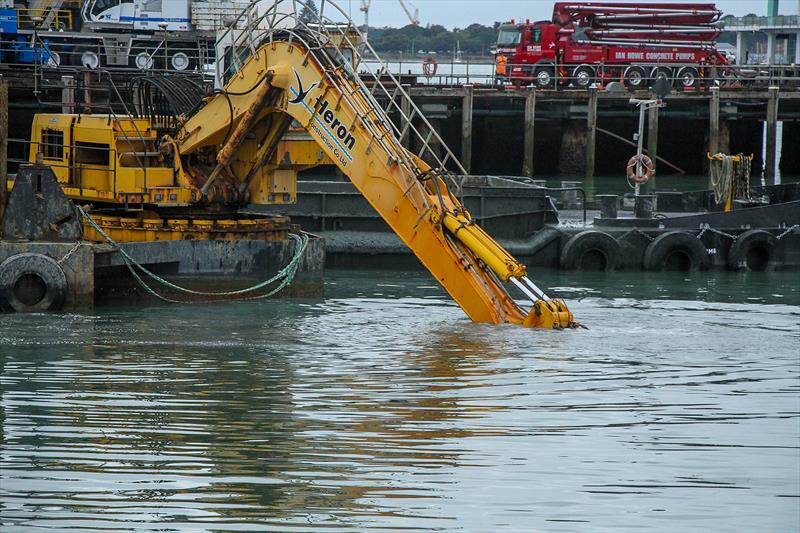 Dredge goes in deep off Hobson Wharf  - America's Cup base development - Wynyard Edge Alliance - Update March 28, 2019  photo copyright Richard Gladwell taken at Royal New Zealand Yacht Squadron and featuring the ACC class