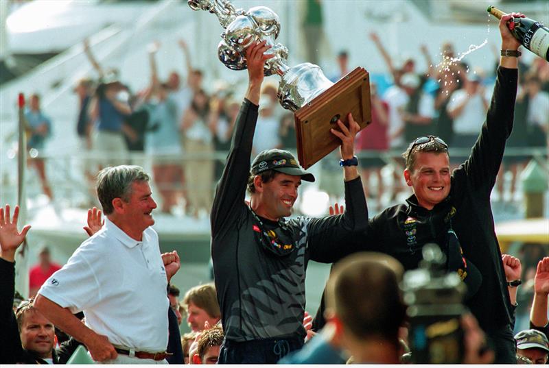 Peter Kingston (RNZYS Commodore), Russell Coutts, Dean Barker - presentation ceremony America's Cup - March 2,  2000 - Auckland - photo © Marda Phelps