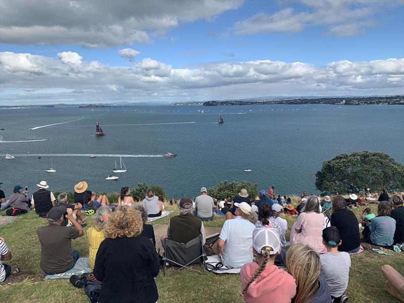 Crowds of spectators on North Head - Round Robin - Prada Cup - January 23, 2021 - photo © Colin Preston