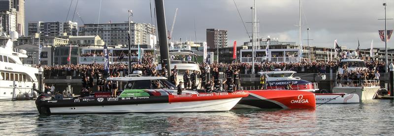 Emirates Team NZ return to be congratulated by tens of thousands of fans - 36th America's Cup - photo © Richard Gladwell / Sail-World.com