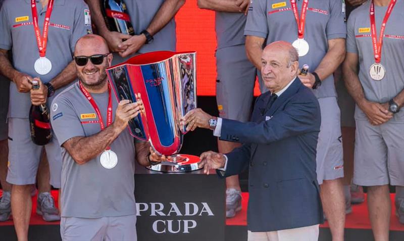 As sponsor Prada's representative in Auckland, the late Francesco Longanesi Cattani present the Prada Cup to Luna Rossa skipper, Max Sirena photo copyright Carlo Borlenghi / Luna Rossa taken at Circolo della Vela Sicilia and featuring the ACC class