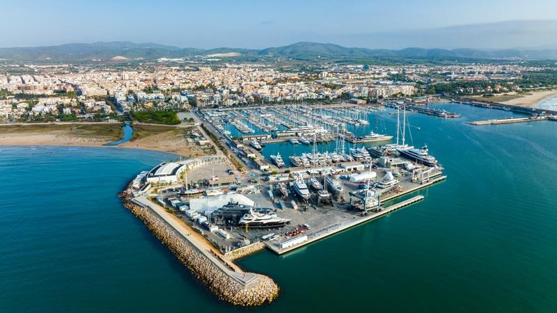 Pendennis Vilanova photo copyright Stuart Pearce - YachtShot taken at Club Náutic Vilanova and featuring the ACC class