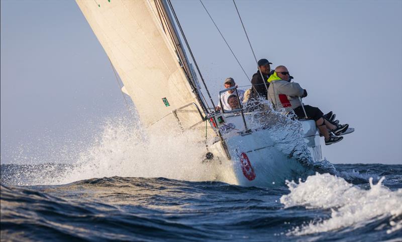 Aramex Dubai to Muscat Offshore Race day 5