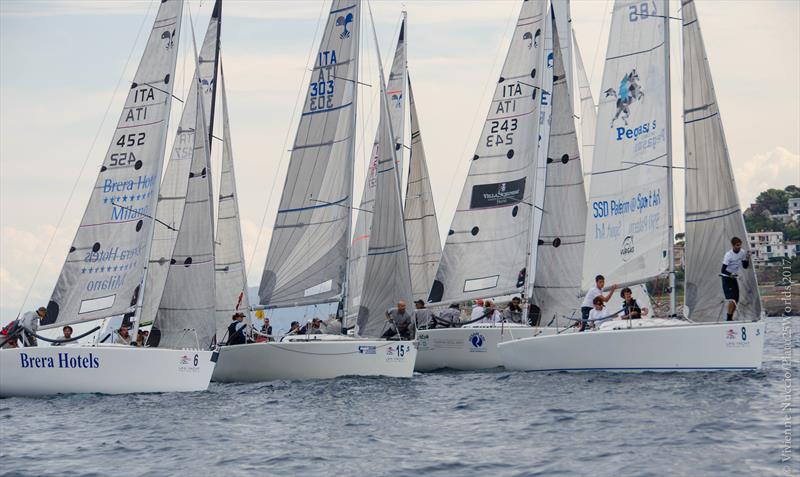 Platu25 Worlds at Mondello, Italy day 1 photo copyright Vivienne Nuccio / Platu 25 Worlds 2017 taken at Velaclub Palermo and featuring the Platu 25 class