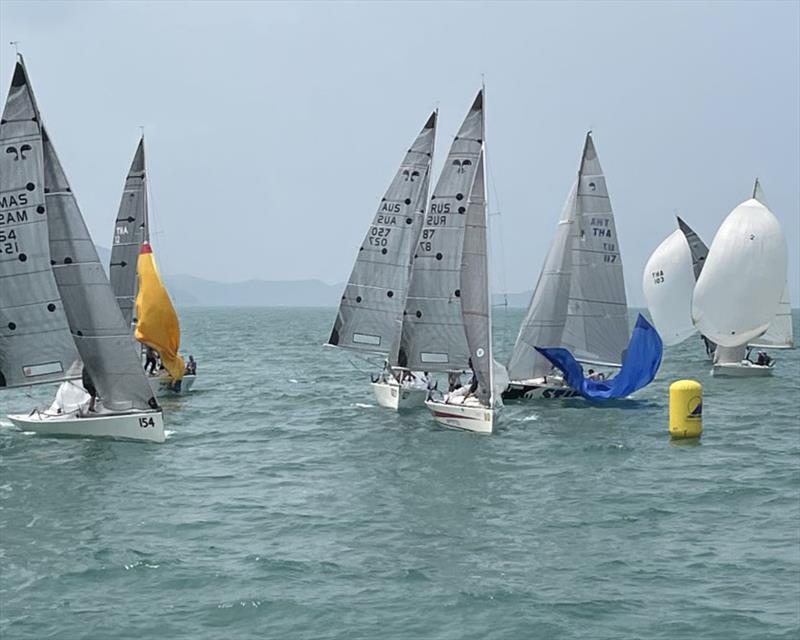 Room at the mark. OMJ Thai Champs 2025 - photo © Guy Kenard