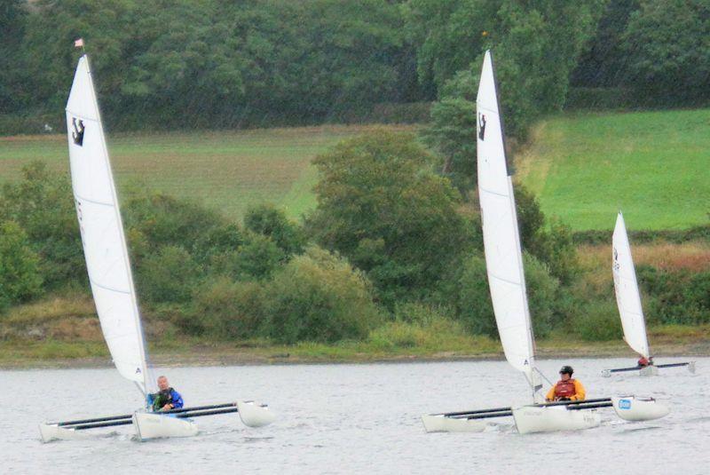 Challengers at the Ogston open meeting - photo © Marion Edwards