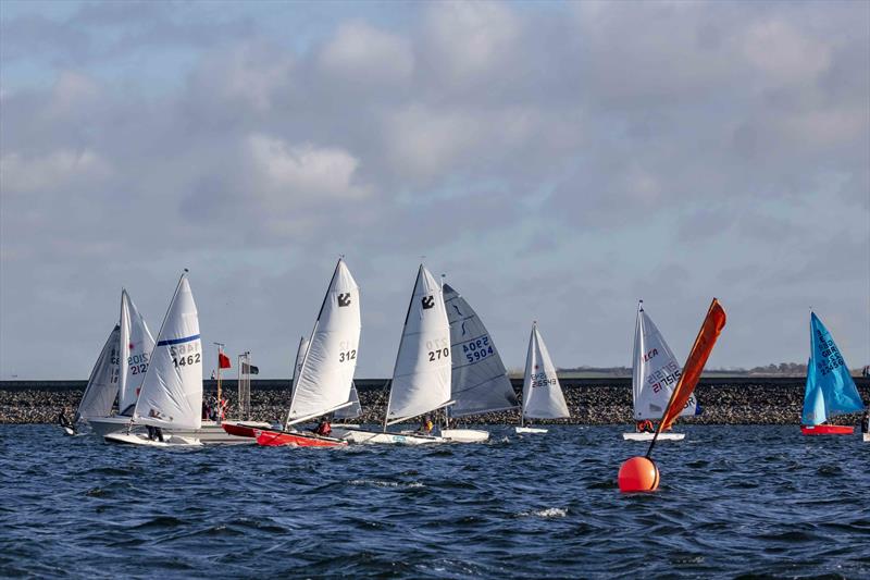 Fernhurst Books Draycote Dash 2021 photo copyright Tim Olin / www.olinphoto.co.uk taken at Draycote Water Sailing Club and featuring the Challenger class