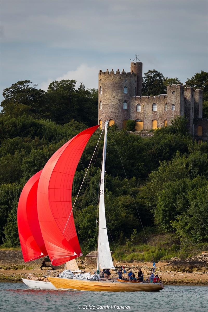 Easy Glider and Dido in front of Norris castle on day 3 at Panerai British Classic Week photo copyright Guido Cantini / Panerai taken at British Classic Yacht Club and featuring the Classic Yachts class