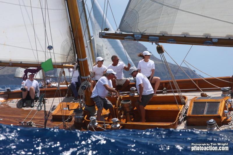 79' Mariella evened the score in Vintage Class A - Antigua Classic Yacht Regatta 2018 - photo © Tim Wright