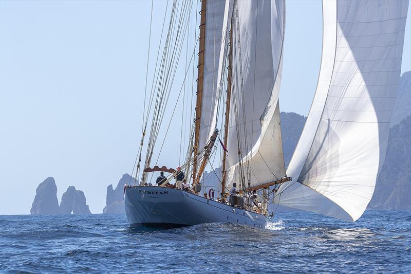 Puritan overtook Orianda at the weather mark - Capri Classica 2019 - photo © Gianfranco Forza