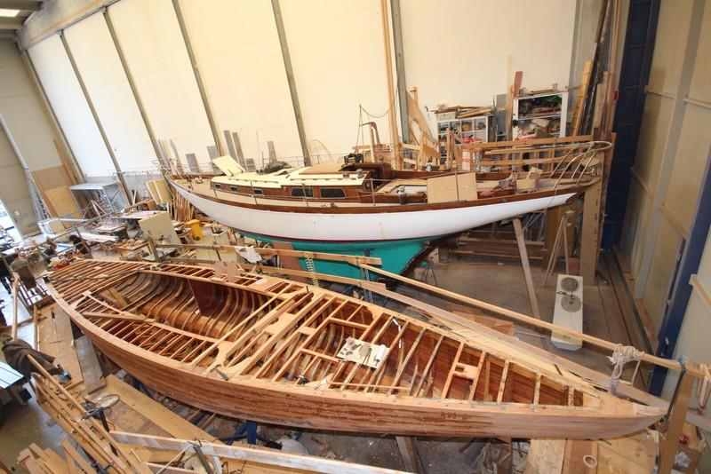 yacht restoration companies