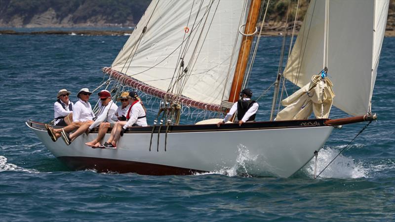 Rainbow (A7 - Logan 1895) in Kawau Bay - Mahurangi Regatta - January 29, 2022 photo copyright Richard Gladwell - Sail-World.com/nz taken at  and featuring the Classic Yachts class