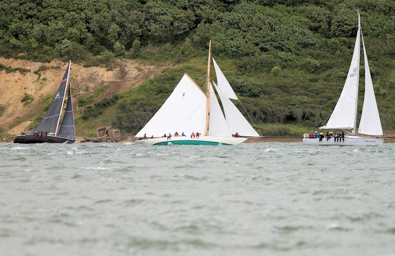 The 2023 Round the Island Race fleet pass through the Hurst narrows - photo © Sam Jardine