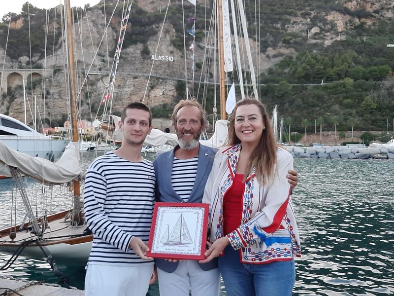 Roberto Olivieri and his son Edoardo with Barbara Borsotto of Maison DAPHNE´ Sanremo - photo © Alessandro Bagno