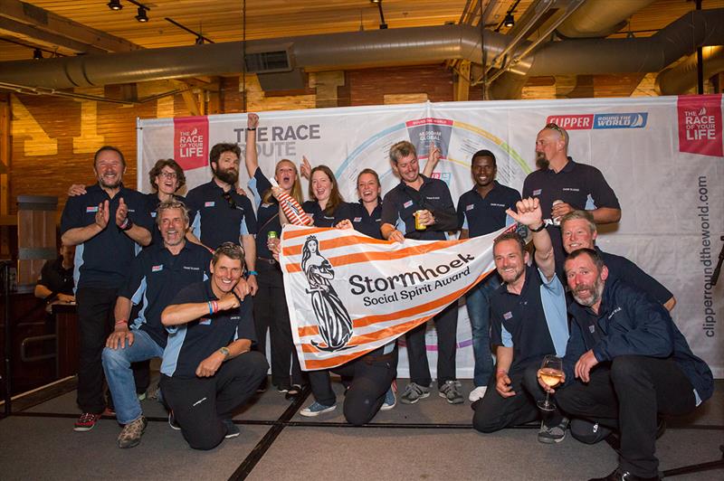 The Dare To Lead team picks up the Stormhoek Social Spirit Award - Clipper 2017-18 Race - photo © Jean-Marcus Strole Photography