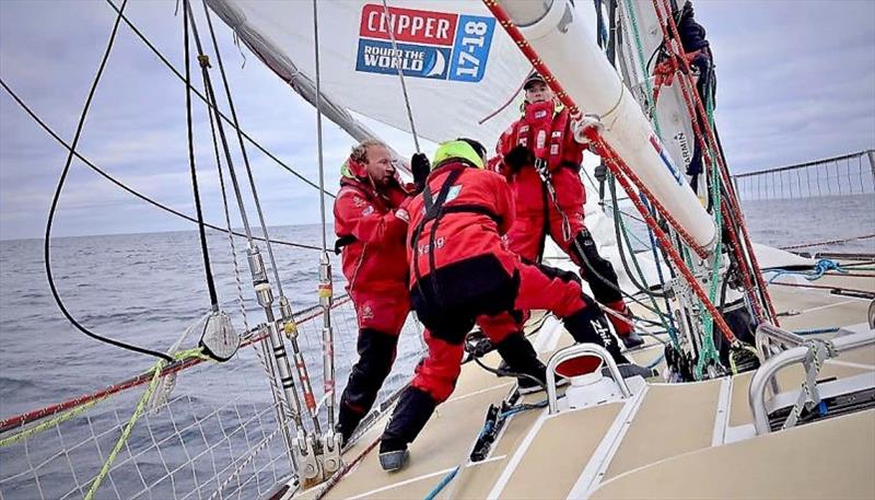 round the world clipper yacht race