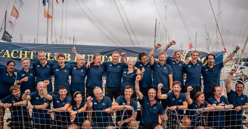 Clipper Round the World Yacht Race Race 2 Start: The Yacht Club Punta del Este team featuring Fernanda (front row, 4th from left) and Eugenia (front row, third from right) - photo © Clipper Race